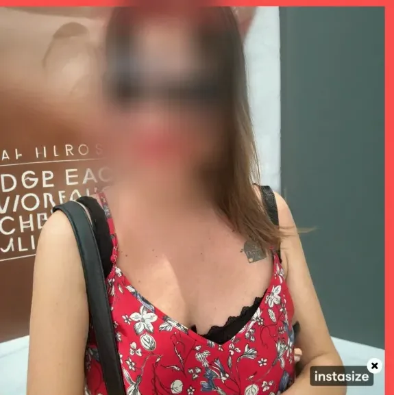 Alina, 37