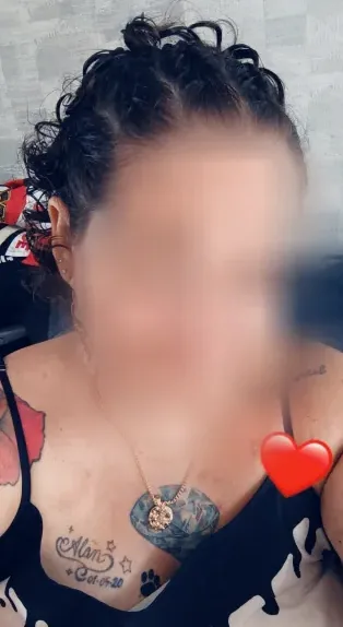 Anna, 40