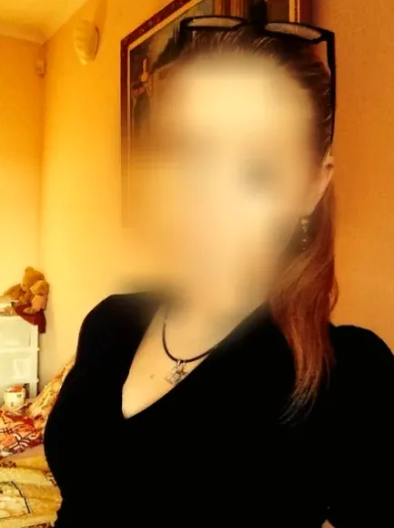 Emma, 30