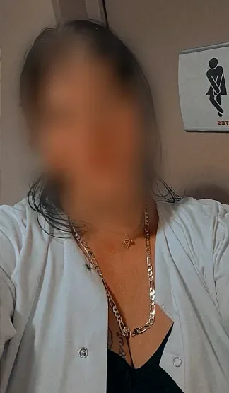 Greta, 33