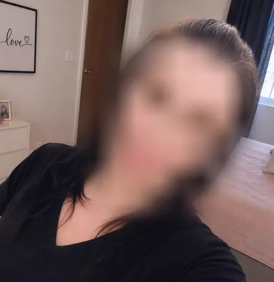 Hannah, 37
