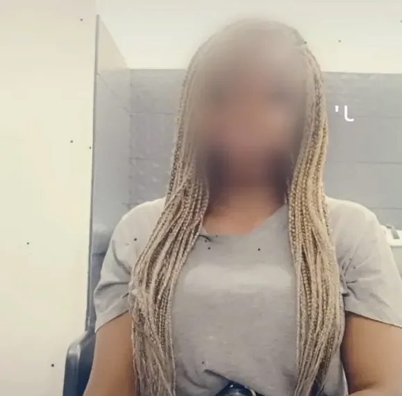 Isabell, 39