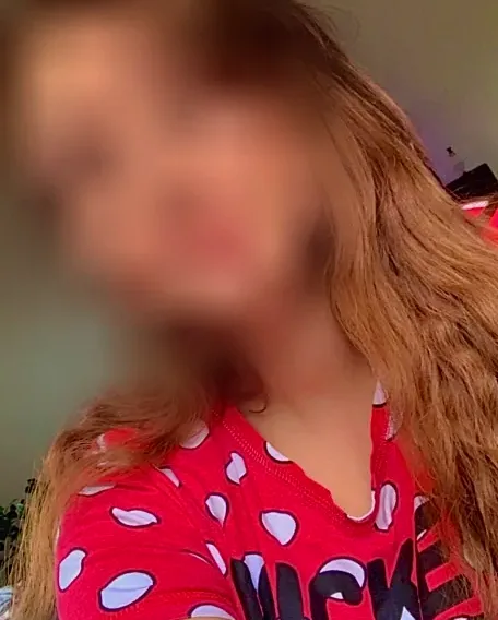 Juliane, 31