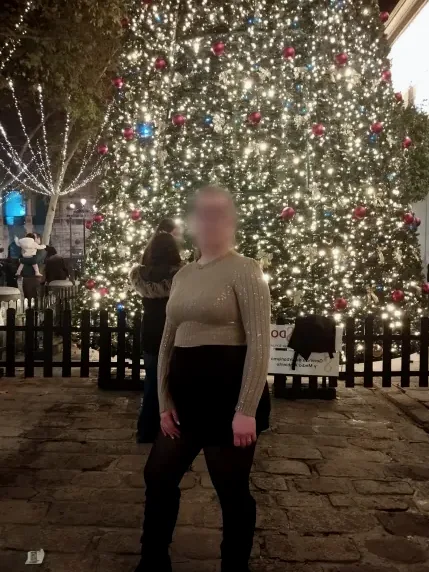 Kim, 23