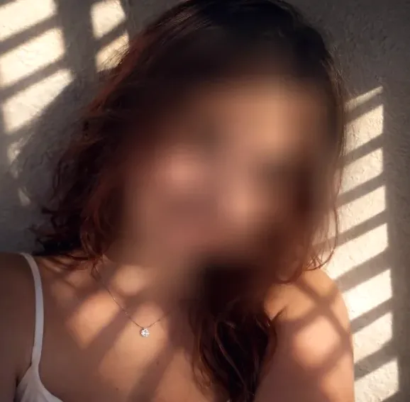Lea, 23