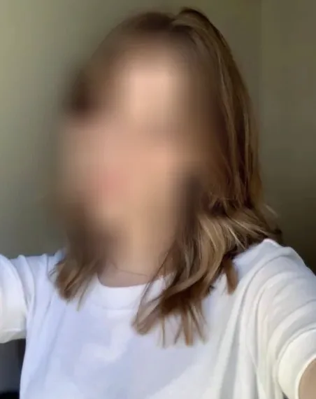 Lena, 28