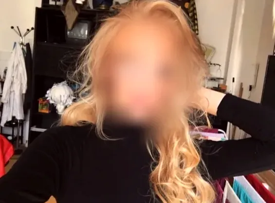 Lisa, 21