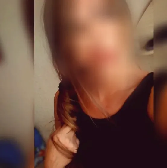 Marie, 32