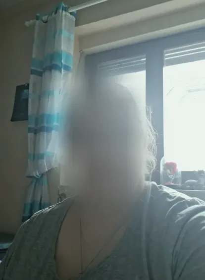 Nicole, 25