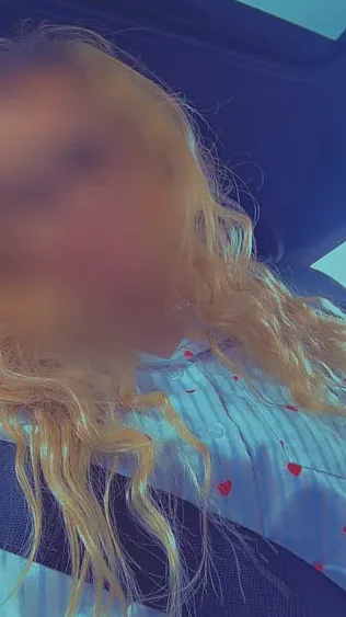 Paula, 28