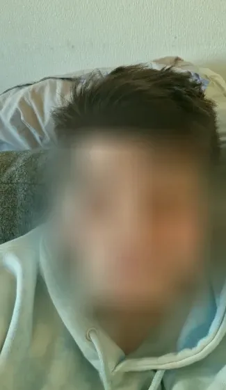 Pauline, 25