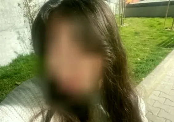 Saskia, 22