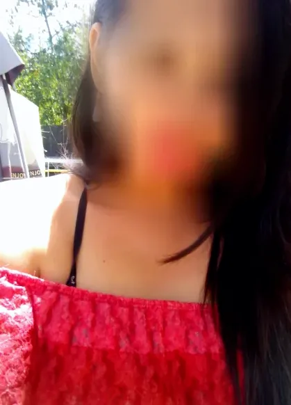 Selina, 31