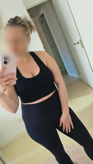 Sina, 36
