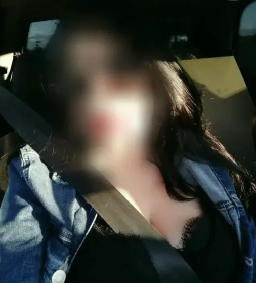 Stefanie, 40