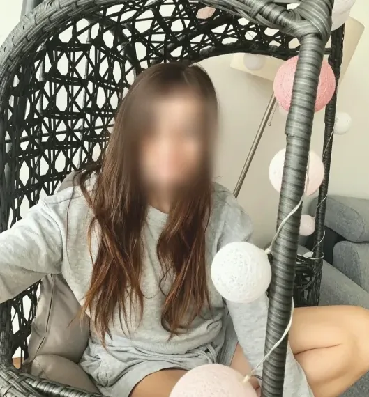 Thea, 28