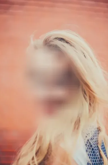 Vanessa, 36