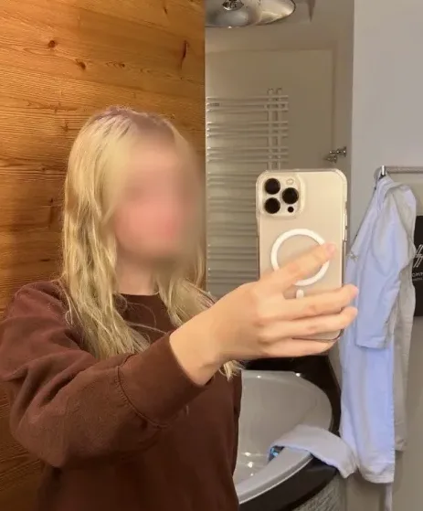 Wiebke, 20